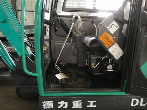 DL 40-9微型挖掘機(jī)