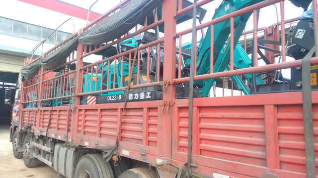 微小型挖機(jī)，小勾機(jī)