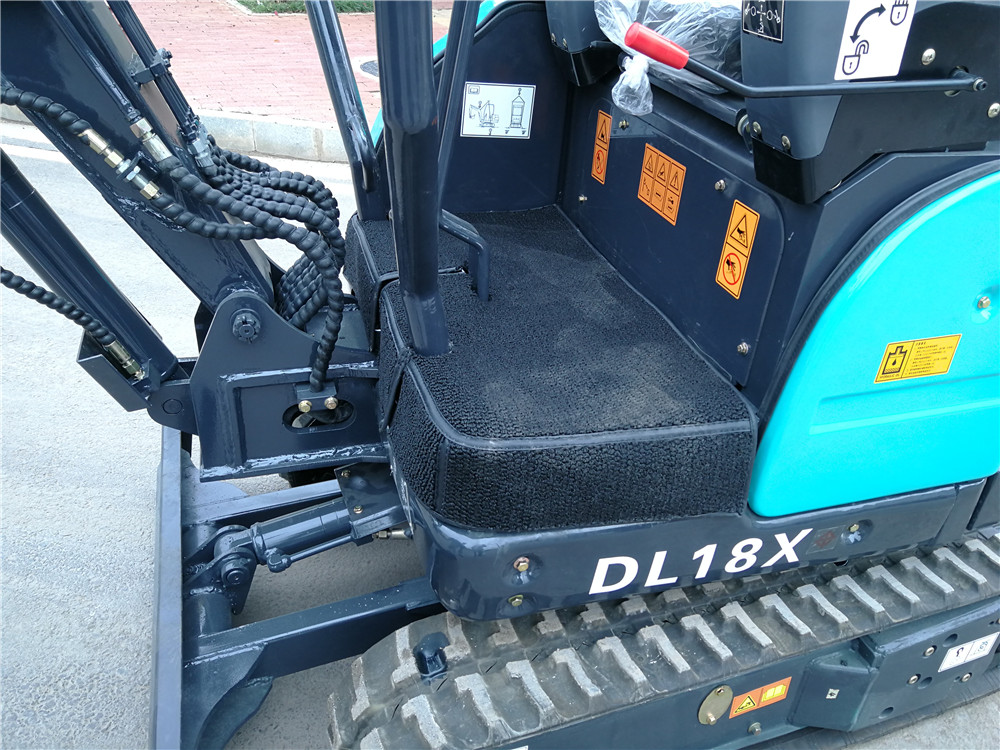 北京市德力超迷你微小型挖掘機，多功能挖溝機，小型挖掘機